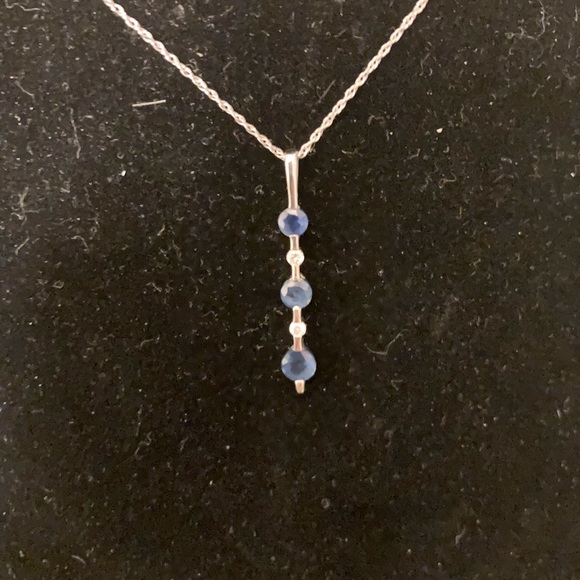Sapphire and diamond pendant 14 karat gold with 10 karat gold chain